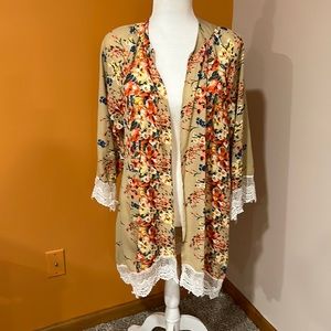 Relipop cream colored Boho Floral Kimono